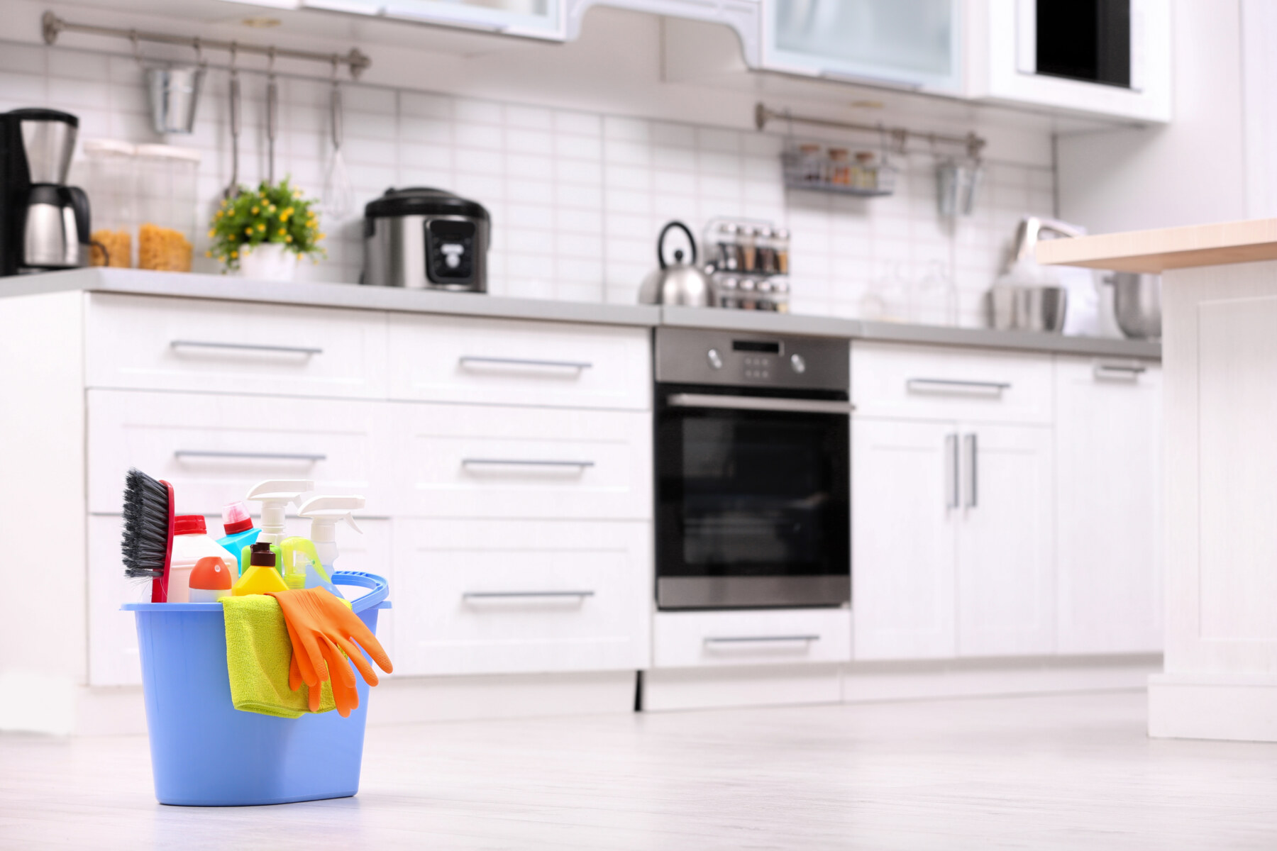 Clean kitchen