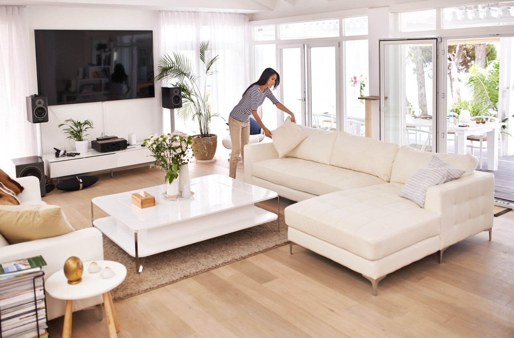 Clean living room